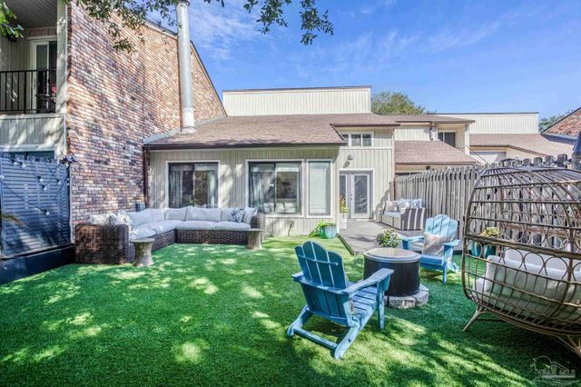 4713 Huron Dr, Pensacola, FL 32507