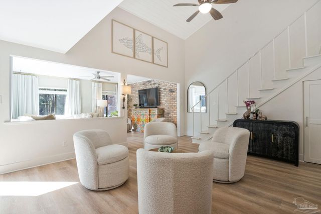 4713 Huron Dr, Pensacola, FL 32507