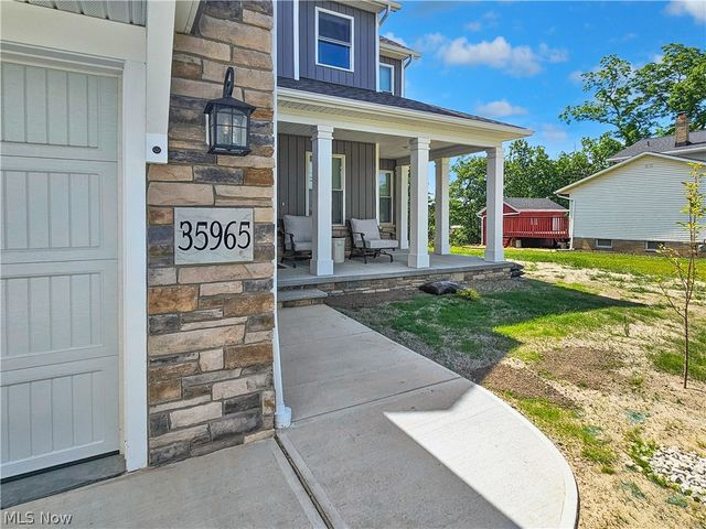 35965 Lake Shore Boulevard, Eastlake, OH 44095