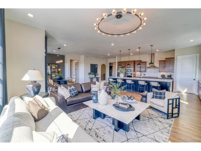 8403 S Winnipeg Ct, Aurora, CO 80016
