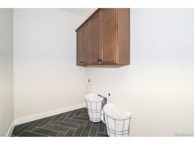 8403 S Winnipeg Ct, Aurora, CO 80016