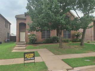 1019 Jamie Drive, Grand Prairie, TX 75052