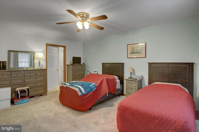 733 FIRESIDE DRIVE, Shippensburg, PA 17257