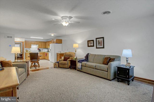 733 FIRESIDE DRIVE, Shippensburg, PA 17257