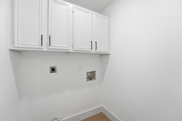 11338 White Gate Lane, Houston, TX 77067