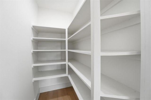 11338 White Gate Lane, Houston, TX 77067