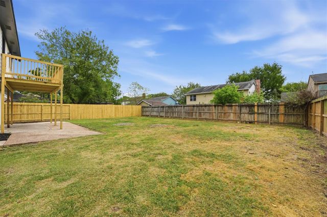 11338 White Gate Lane, Houston, TX 77067