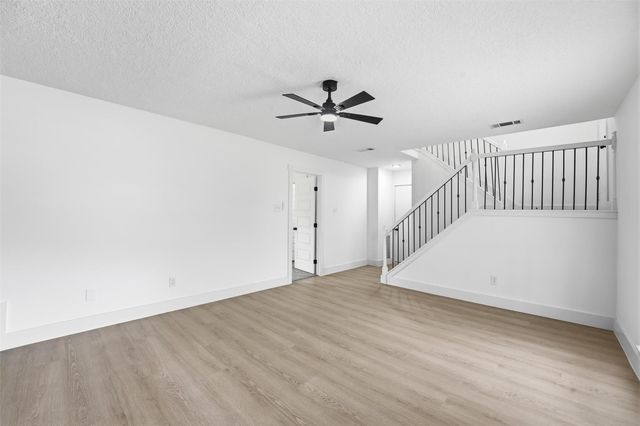 11338 White Gate Lane, Houston, TX 77067