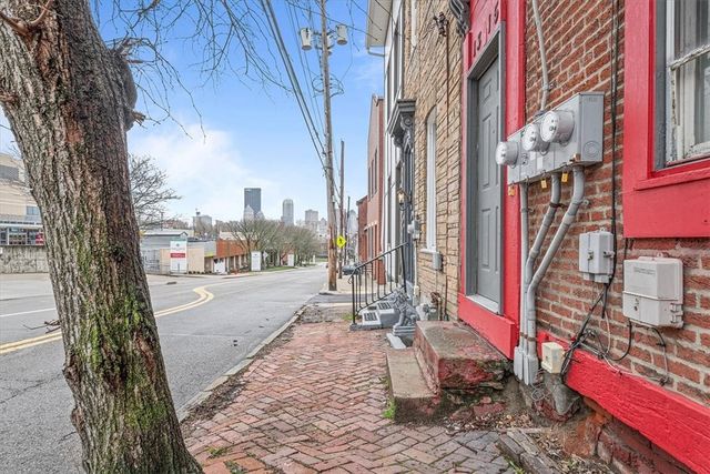 1315 Sandusky St, Central North Side, PA 15212
