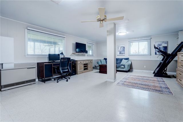 433 Ontario Dr, Ontario, NY 14519