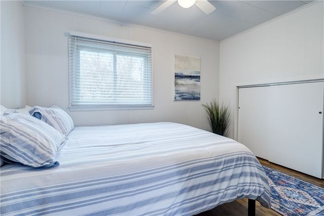 433 Ontario Dr, Ontario, NY 14519