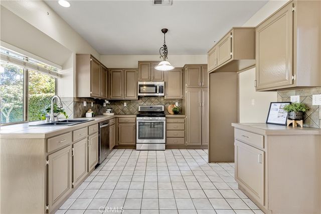 6235 Brandy Pl, Rancho Cucamonga, CA 91737