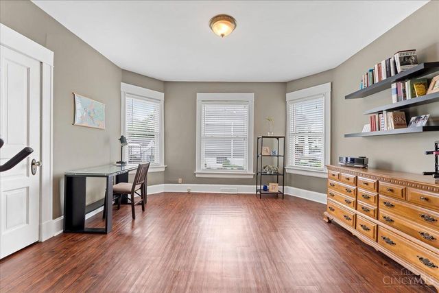 8014 Dalton Avenue, Deer Park, OH 45236
