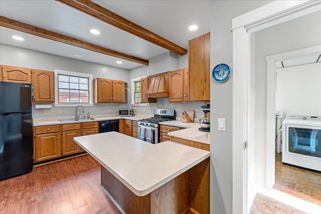 8014 Dalton Avenue, Deer Park, OH 45236