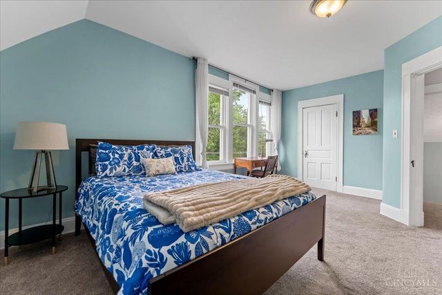 8014 Dalton Avenue, Deer Park, OH 45236