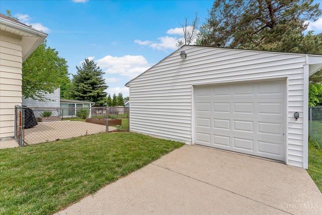 8014 Dalton Avenue, Deer Park, OH 45236