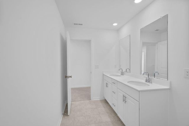4043 Alderstone Drive, Flowery Branch, GA 30542