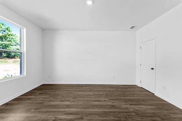 4043 Alderstone Drive, Flowery Branch, GA 30542