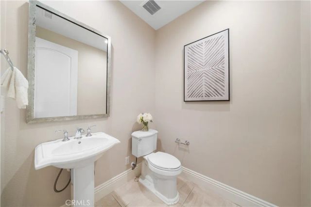57 Kite, Irvine, CA 92618