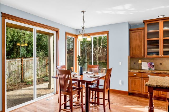 8835 NE 148th Place, Kenmore, WA 98028