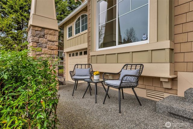 8835 NE 148th Place, Kenmore, WA 98028