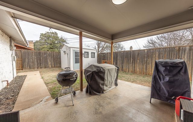 1210 S Cedar Street, Brownfield, TX 79316