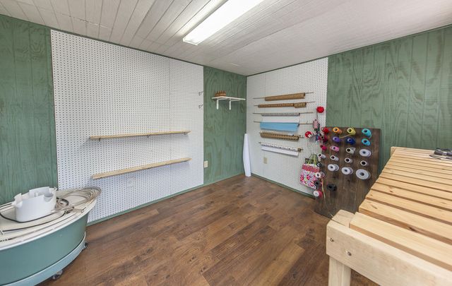 1210 S Cedar Street, Brownfield, TX 79316