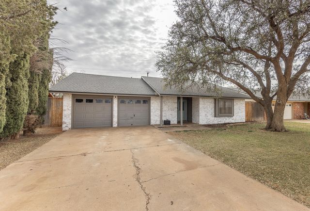 1210 S Cedar Street, Brownfield, TX 79316