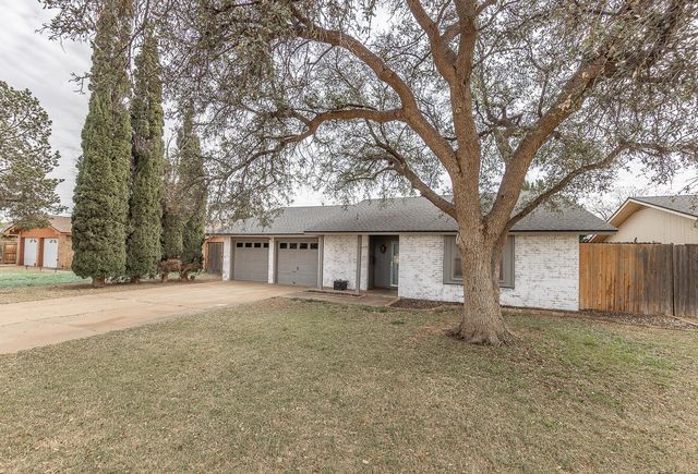 1210 S Cedar Street, Brownfield, TX 79316