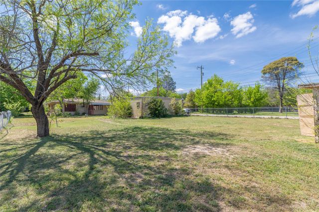 2400 Belmeade Avenue, Brownwood, TX 76801