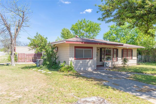 2400 Belmeade Avenue, Brownwood, TX 76801