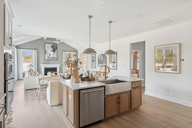 127 Cherrywood Drive, Summerville, SC 29483