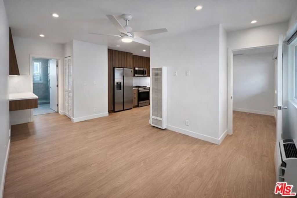 1433 Euclid Street 2, Santa Monica, CA 90404