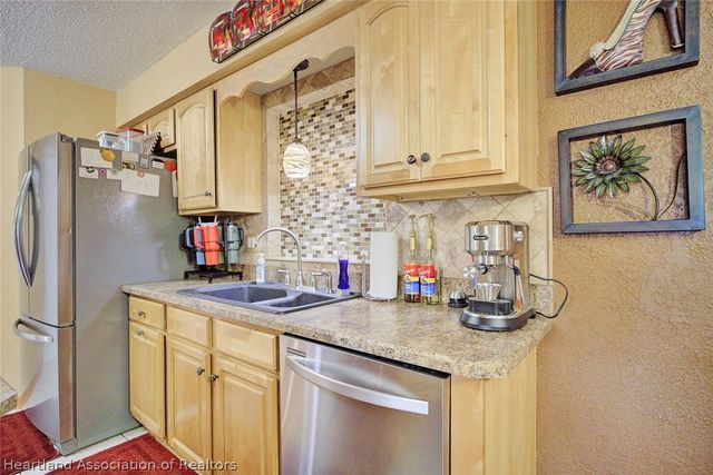 2020 N Berkley Road, Sebring, FL 33825