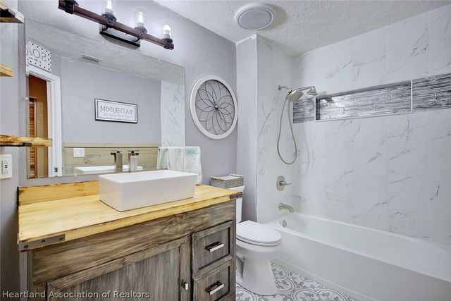 2020 N Berkley Road, Sebring, FL 33825