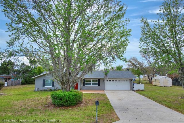 2020 N Berkley Road, Sebring, FL 33825
