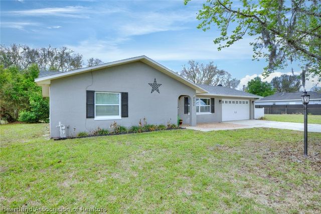 2020 N Berkley Road, Sebring, FL 33825