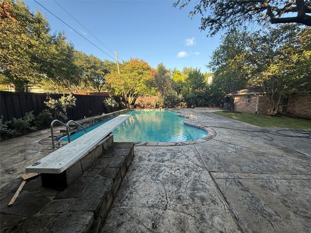 6911 Gateridge Drive, Dallas, TX 75254