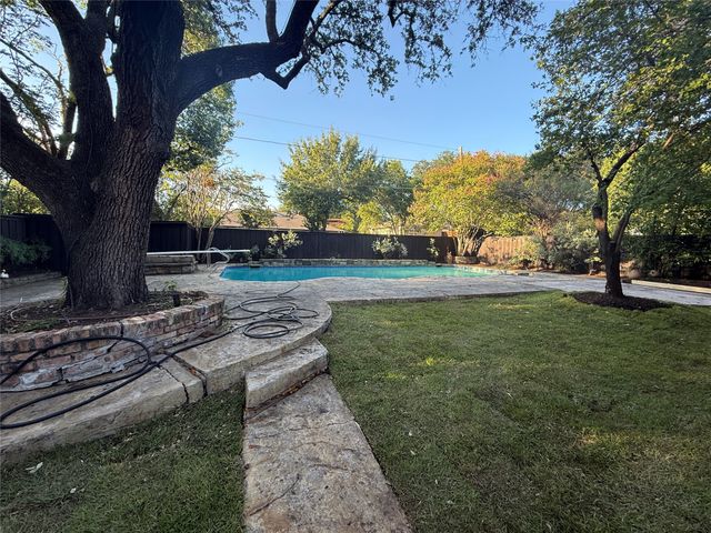 6911 Gateridge Drive, Dallas, TX 75254