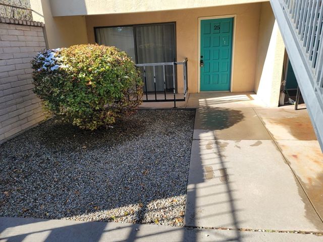 1025 Valencia Drive SE APT 25, Albuquerque, NM 87108