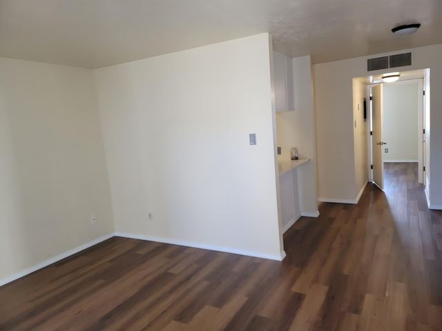 1025 Valencia Drive SE APT 25, Albuquerque, NM 87108