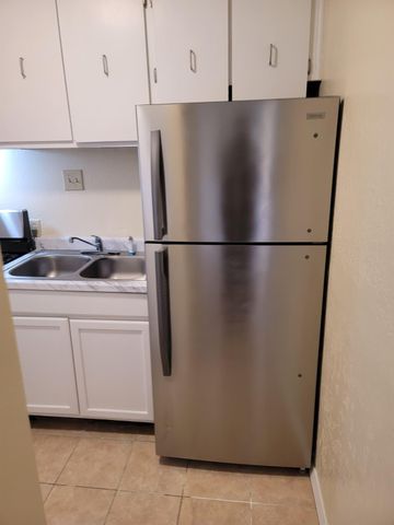 1025 Valencia Drive SE APT 25, Albuquerque, NM 87108
