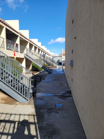 1025 Valencia Drive SE APT 25, Albuquerque, NM 87108
