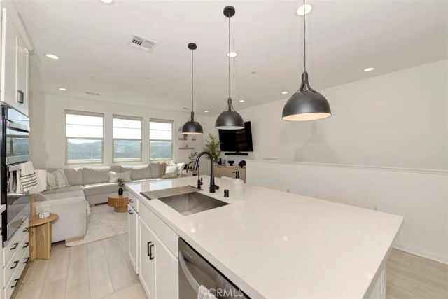 861 Cornelia Way, Rancho Mission Viejo, CA 92694