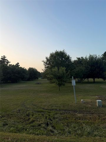 1513 County Road 3479a, Cleveland, TX 77327