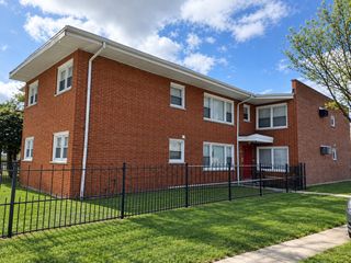 8300 S Vernon Avenue, Chicago, IL 60619
