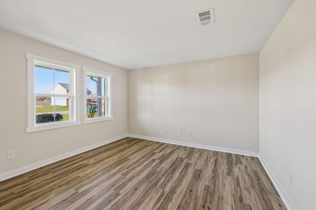 1139 Acorn Dr, Lewisburg, TN 37091