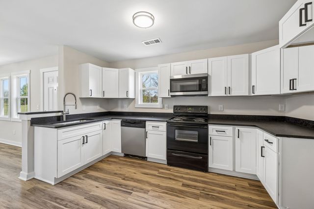 1139 Acorn Dr, Lewisburg, TN 37091