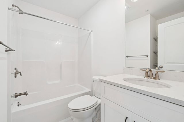 58 Three Ponds Drive, Brentwood, NH 03833