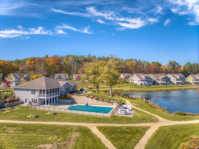 58 Three Ponds Drive, Brentwood, NH 03833